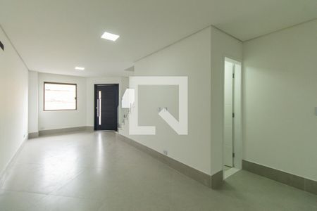 Sala de casa à venda com 3 quartos, 186m² em Vila Santo Estevão, São Paulo