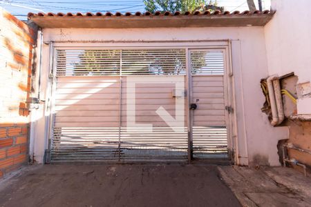 Garagem de casa à venda com 5 quartos, 300m² em Vila Paranaguá, São Paulo