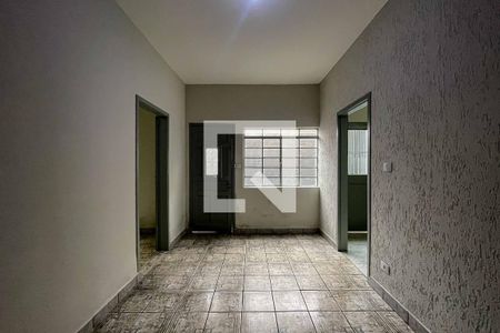 Sala  de casa para alugar com 2 quartos, 80m² em Parque Peruche, São Paulo