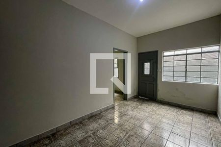 Sala  de casa para alugar com 2 quartos, 80m² em Parque Peruche, São Paulo