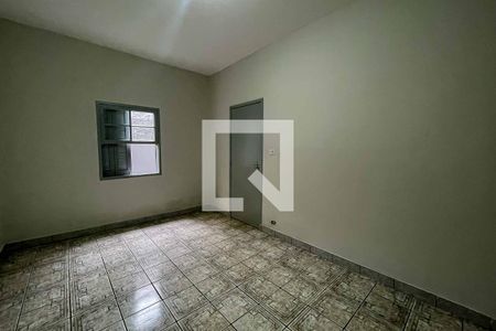 Quarto 2 de casa para alugar com 2 quartos, 80m² em Parque Peruche, São Paulo