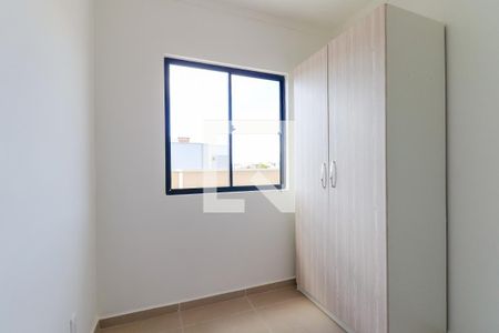 Quarto 2 de apartamento para alugar com 3 quartos, 90m² em Parque da Fonte, São José dos Pinhais