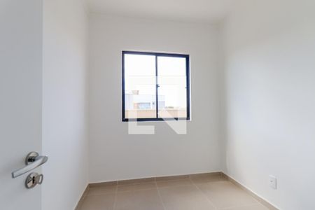 Quarto 1 de apartamento para alugar com 3 quartos, 90m² em Parque da Fonte, São José dos Pinhais