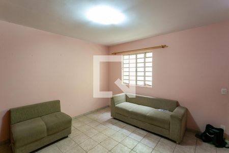 Sala de casa à venda com 3 quartos, 74m² em Fernão Dias, Belo Horizonte