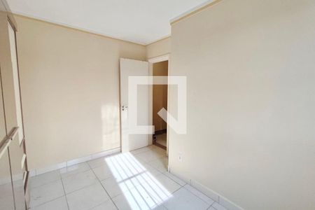 Quarto 2 de apartamento para alugar com 2 quartos, 48m² em Vila Carminha, Campinas