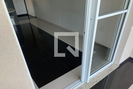 Varanda Sala de apartamento para alugar com 2 quartos, 57m² em Umuarama, Osasco