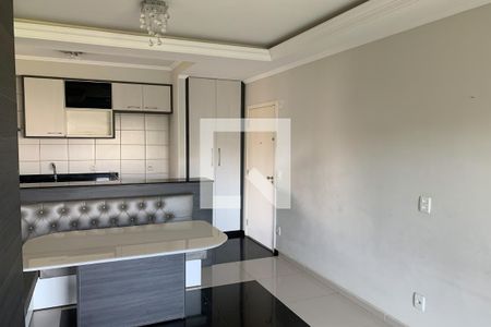 Sala de apartamento para alugar com 2 quartos, 57m² em Umuarama, Osasco