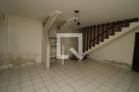 Sala de casa para alugar com 3 quartos, 180m² em Vila Graciosa, São Paulo