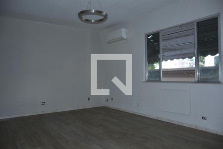 Sala de apartamento para alugar com 2 quartos, 70m² em Jardim Guanabara, Rio de Janeiro