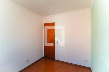 Quarto 1 de apartamento para alugar com 2 quartos, 57m² em Conjunto Residencial José Bonifácio, São Paulo