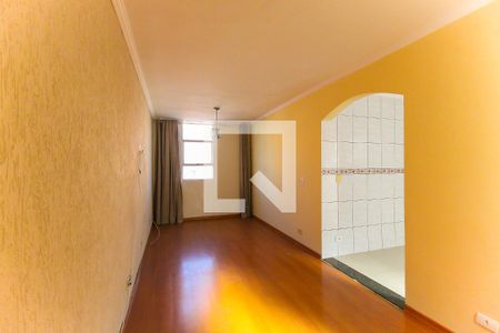 Sala de apartamento para alugar com 2 quartos, 57m² em Conjunto Residencial José Bonifácio, São Paulo