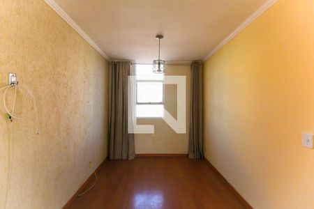 Sala de apartamento para alugar com 2 quartos, 57m² em Conjunto Residencial José Bonifácio, São Paulo