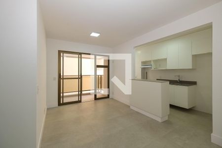 Sala de apartamento para alugar com 2 quartos, 69m² em Tijuca, Rio de Janeiro