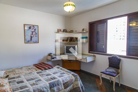 Casa para alugar com 384m², 3 quartos e 6 vagas Casa para alugar com 384m², 3 quartos e 6 vagasQuarto 3