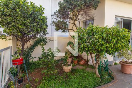 Casa para alugar com 384m², 3 quartos e 6 vagas Casa para alugar com 384m², 3 quartos e 6 vagasJardim