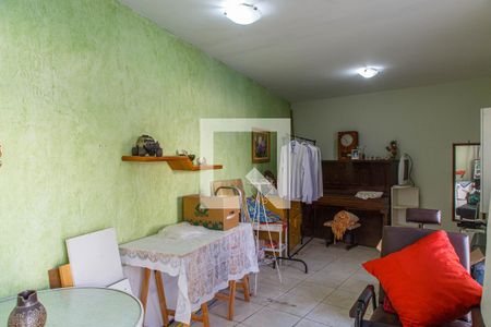 Casa para alugar com 384m², 3 quartos e 6 vagas Casa para alugar com 384m², 3 quartos e 6 vagasSalão de Festas