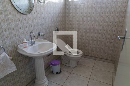 Casa para alugar com 384m², 3 quartos e 6 vagas Casa para alugar com 384m², 3 quartos e 6 vagasLavabo