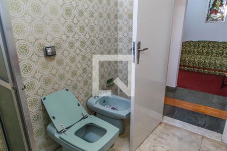 Casa para alugar com 384m², 3 quartos e 6 vagas Casa para alugar com 384m², 3 quartos e 6 vagasBanheiro 2