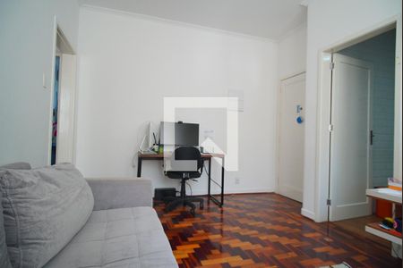 Sala de apartamento à venda com 3 quartos, 90m² em São Geraldo, Porto Alegre