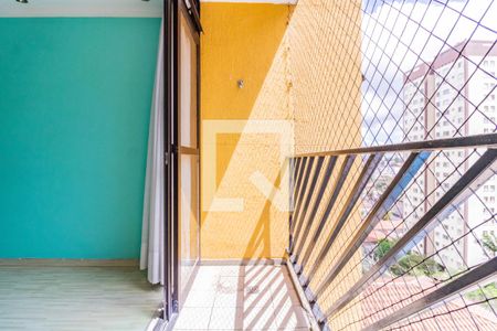 Varanda Sala de apartamento para alugar com 3 quartos, 77m² em Vila Campestre, São Paulo