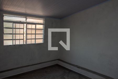 Quarto 1 de casa para alugar com 2 quartos, 50m² em Lindéia (barreiro), Contagem