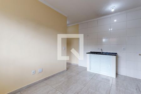 Sala e Cozinha de apartamento à venda com 2 quartos, 34m² em Vila Nova Mazzei, São Paulo