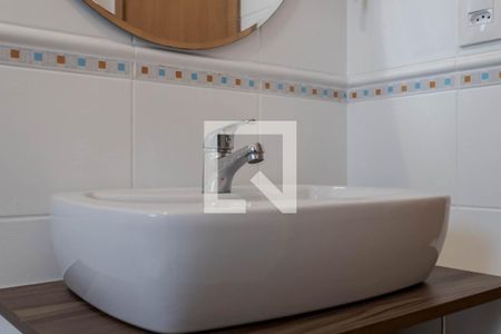 Apartamento à venda com 76m², 2 quartos e 2 vagas Apartamento à venda com 76m², 2 quartos e 2 vagasBanheiro