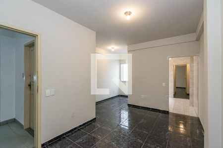 Sala de apartamento para alugar com 1 quarto, 60m² em Penha Circular, Rio de Janeiro