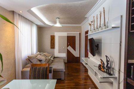 Sala de apartamento à venda com 3 quartos, 120m² em Cachoeirinha, Belo Horizonte