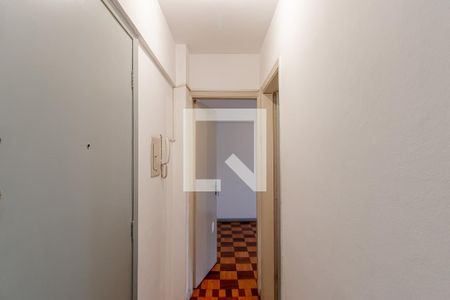 Corredor de apartamento para alugar com 1 quarto, 40m² em Aclimação, São Paulo