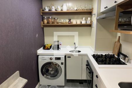 Cozinha e Área de Serviço de apartamento para alugar com 2 quartos, 35m² em Presidente Altino, Osasco