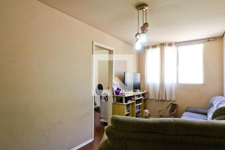 Sala de apartamento para alugar com 3 quartos, 57m² em Vila Clarice, São Paulo