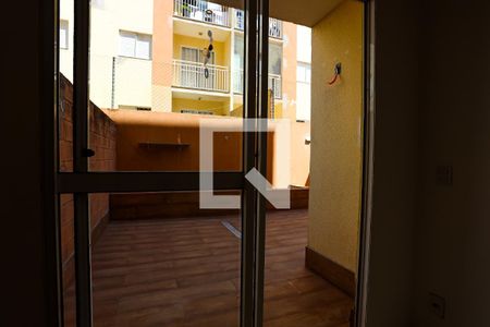 Sala - vista de apartamento para alugar com 2 quartos, 80m² em Jardim Central, Cotia