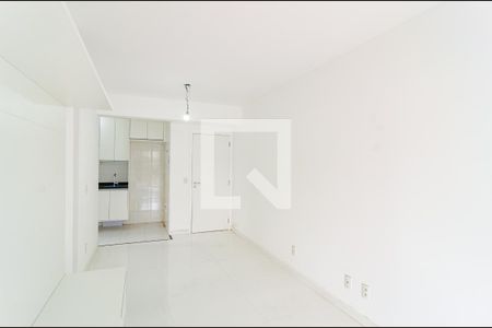 Sala de apartamento para alugar com 2 quartos, 66m² em Vila Santa Catarina, São Paulo