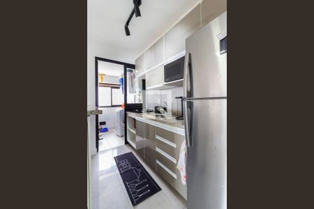 Cozinha de apartamento à venda com 2 quartos, 57m² em Vila Ester (zona Norte), São Paulo