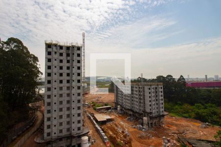 Vista Quarto 1 de apartamento para alugar com 2 quartos, 43m² em Cidade Líder, São Paulo