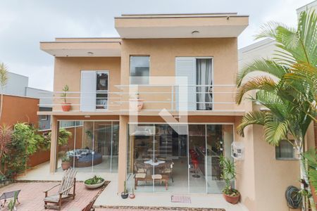 Casa para alugar com 500m², 5 quartos e 5 vagas Casa para alugar com 500m², 5 quartos e 5 vagasÁrea comum - Piscina / Sauna