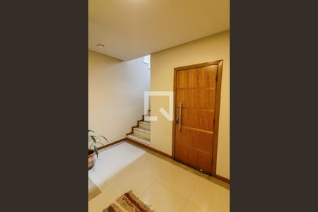 Casa para alugar com 500m², 5 quartos e 5 vagas Casa para alugar com 500m², 5 quartos e 5 vagasHall de Entrada