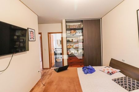 Casa para alugar com 500m², 5 quartos e 5 vagas Casa para alugar com 500m², 5 quartos e 5 vagasSuite 1