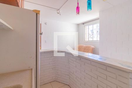 Cozinha e Área de Serviço de apartamento à venda com 2 quartos, 42m² em Aberta dos Morros, Porto Alegre