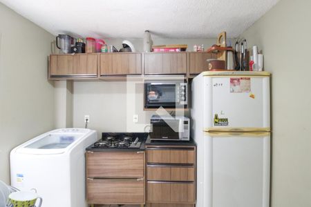 Sala/cozinha de apartamento à venda com 2 quartos, 42m² em Igara, Canoas