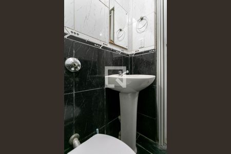 Banheiro de casa para alugar com 2 quartos, 50m² em Jardim Guanabara, Belo Horizonte