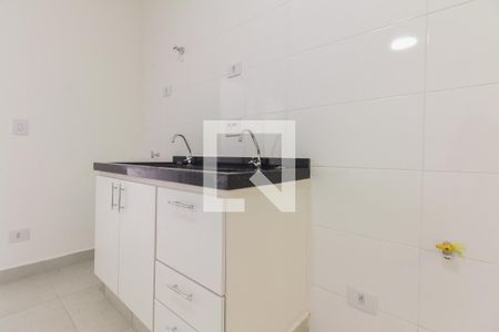 Cozinha e Área de Serviço de apartamento para alugar com 2 quartos, 34m² em Vila Carrão, São Paulo