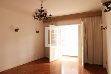 Apartamento à venda com 120m², 3 quartos e sem vagaSala