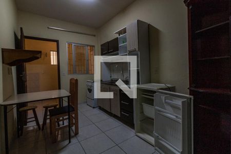 Sala/Cozinha de kitnet/studio para alugar com 1 quarto, 25m² em Bela Vista, São José