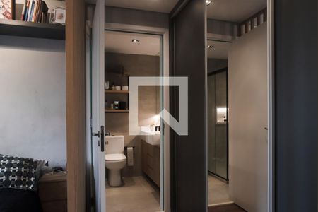 Corredor de kitnet/studio para alugar com 1 quarto, 27m² em Mirandópolis, São Paulo