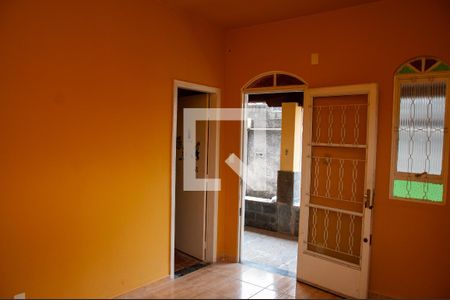 Sala de casa para alugar com 4 quartos, 180m² em Pedra Azul, Contagem