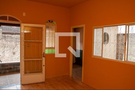 Sala de casa para alugar com 4 quartos, 180m² em Pedra Azul, Contagem