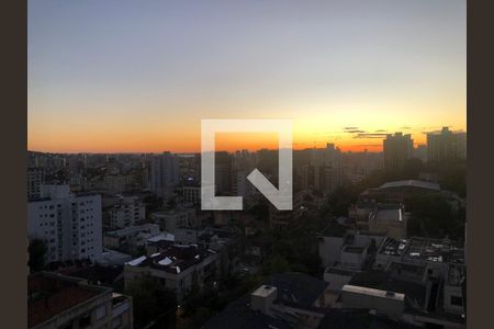 Sala - Vista Por do Sol de apartamento para alugar com 2 quartos, 73m² em Santa Cecília, Porto Alegre