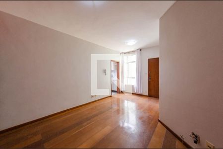 Apartamento à venda com 74m², 3 quartos e 1 vagaSala